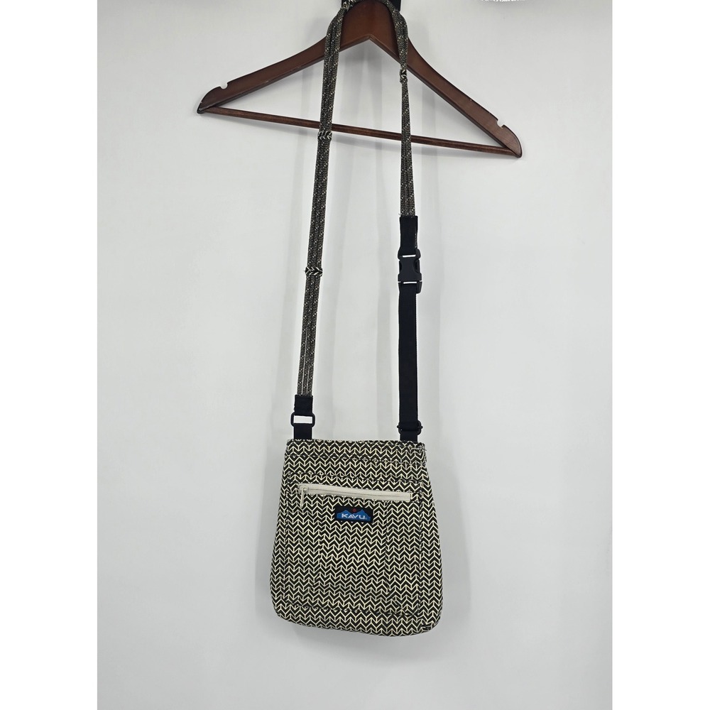 KAVU Keepalong Black Cream Geometric Rope Crossbody Bag Sling Boho Outdoor